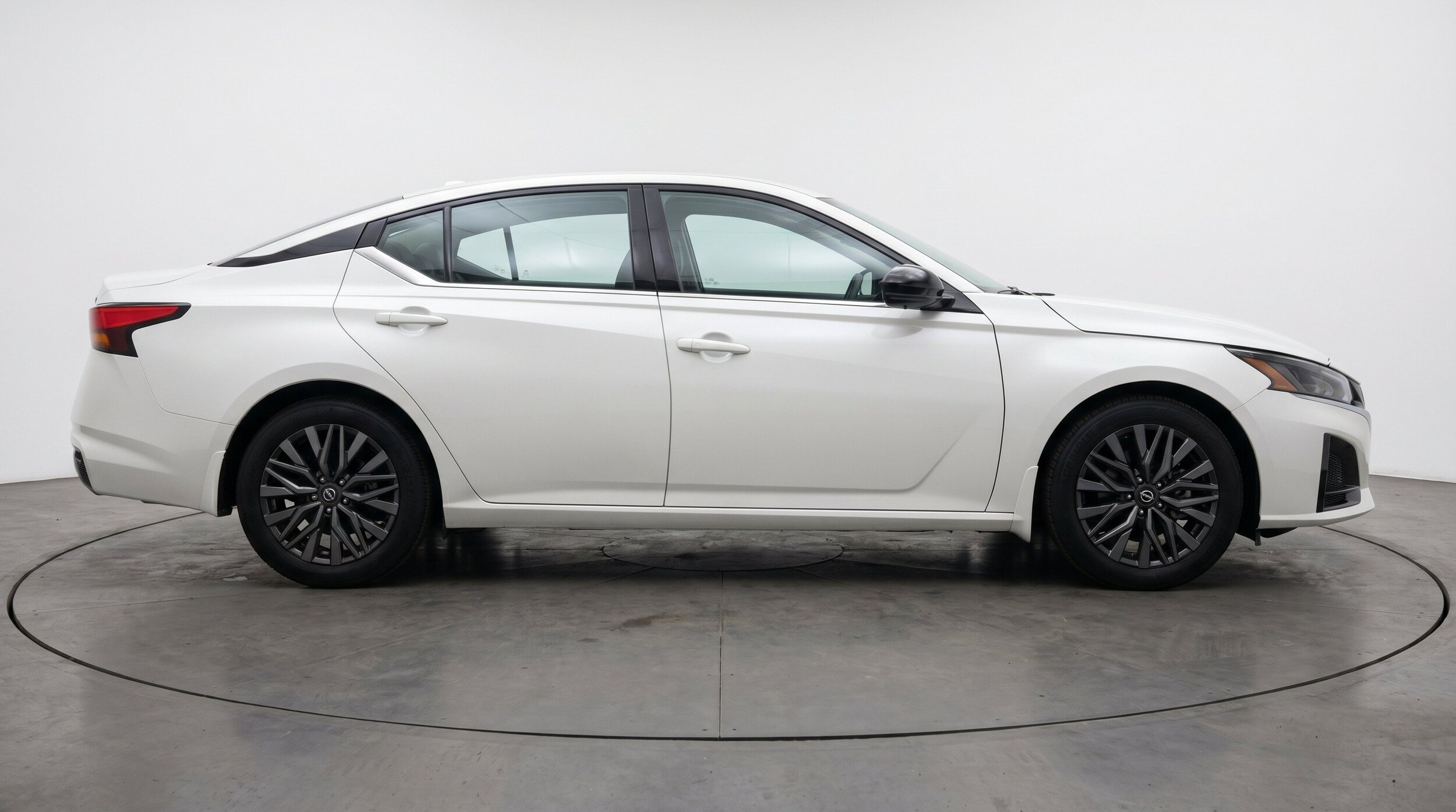 Thumbnail: 2026 Nissan Altima - 10