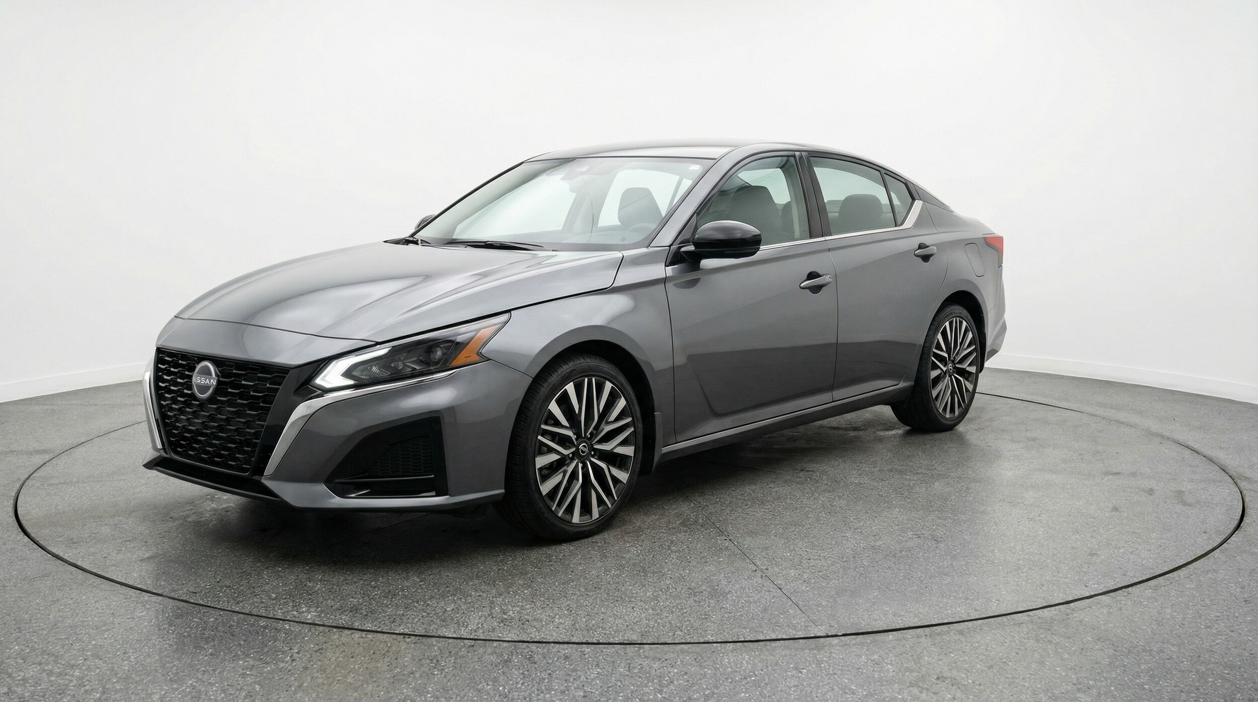 Thumbnail: 2025 Nissan Altima - 3