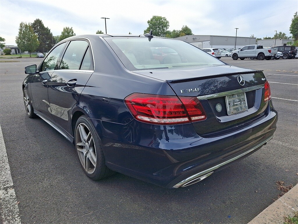 2014 Mercedes Benz E 350 Sedan photo 4