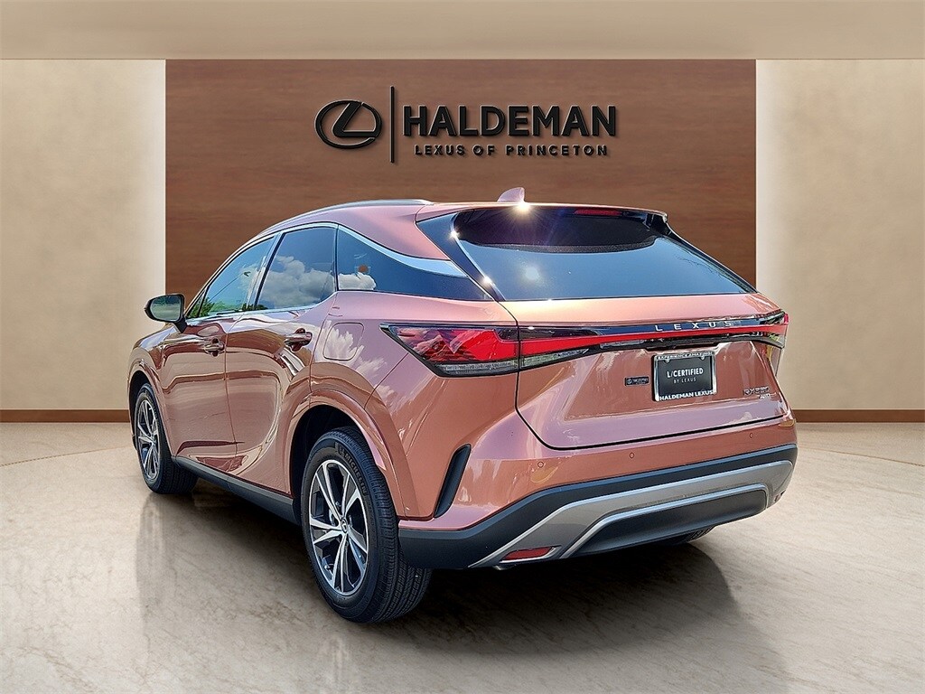2024 Lexus RX 350 Premium photo 4