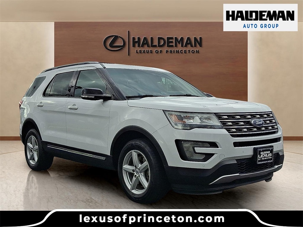 2016 Ford Explorer SUV 