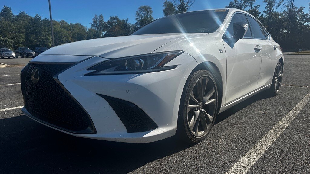 2021 Lexus ES 350 F SPORT photo 2