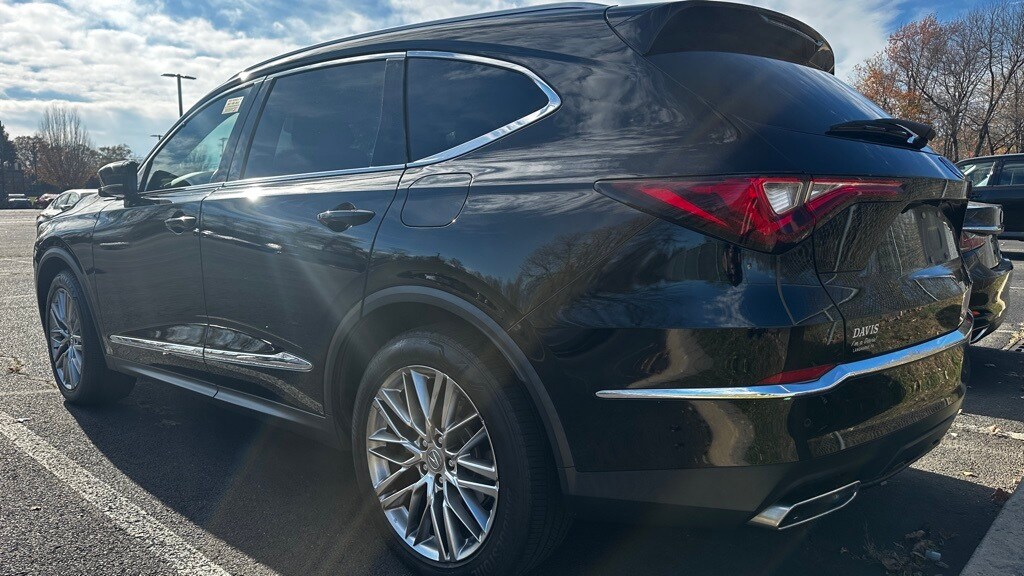 2022 Acura MDX Advance photo 3