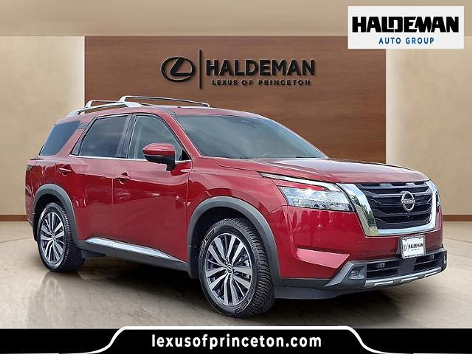 2022 Nissan Pathfinder Platinum