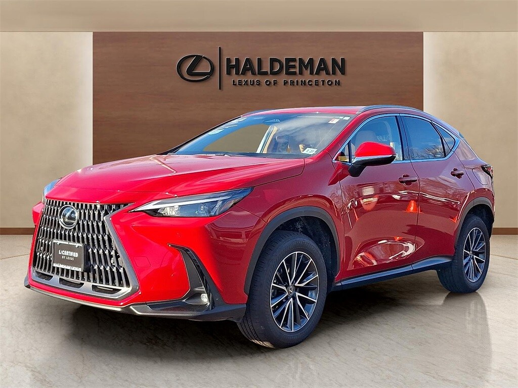 2022 Lexus NX 350h Premium photo 3