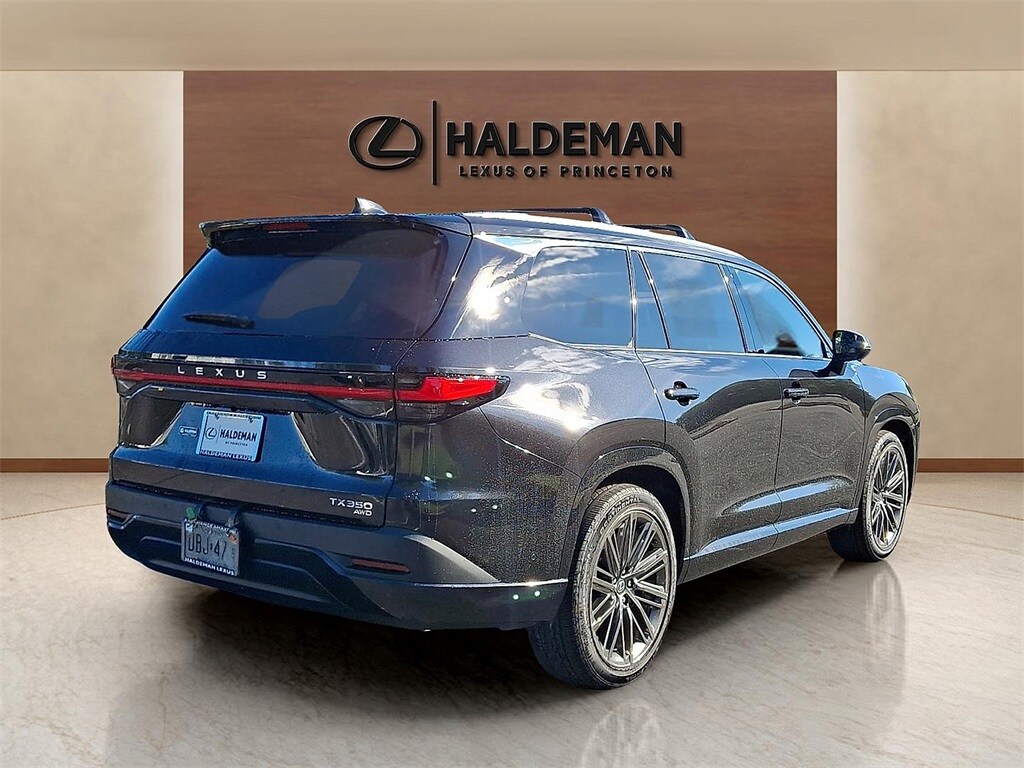 2026 Lexus TX 350 Luxury photo 3