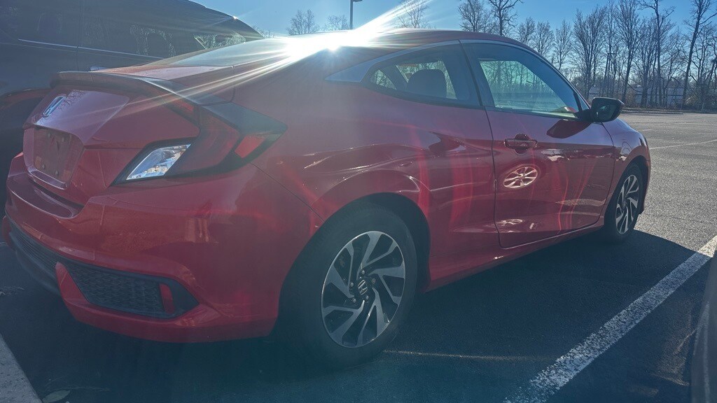 2016 Honda Civic photo 4