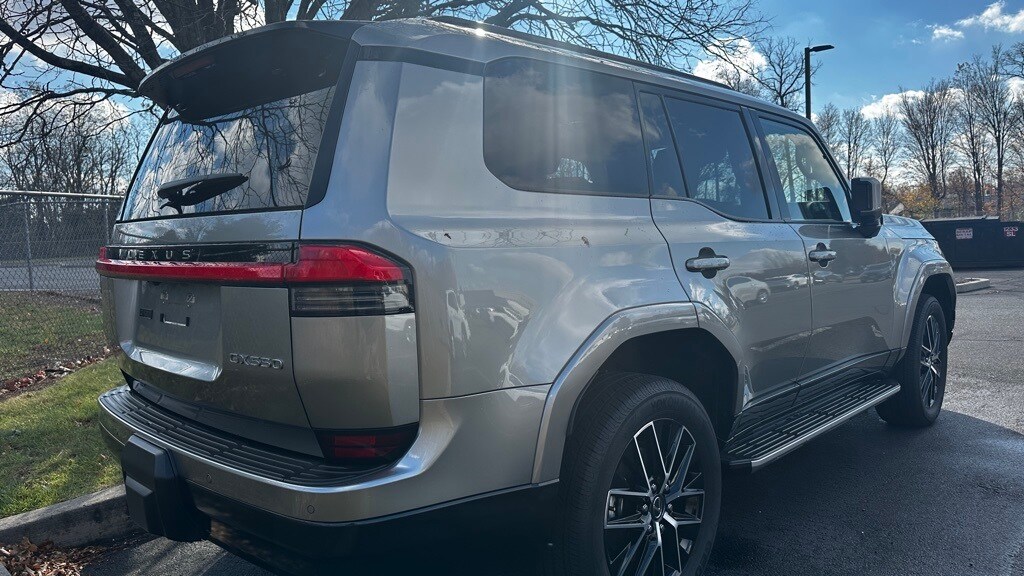 2025 Lexus GX 550 Premium photo 4