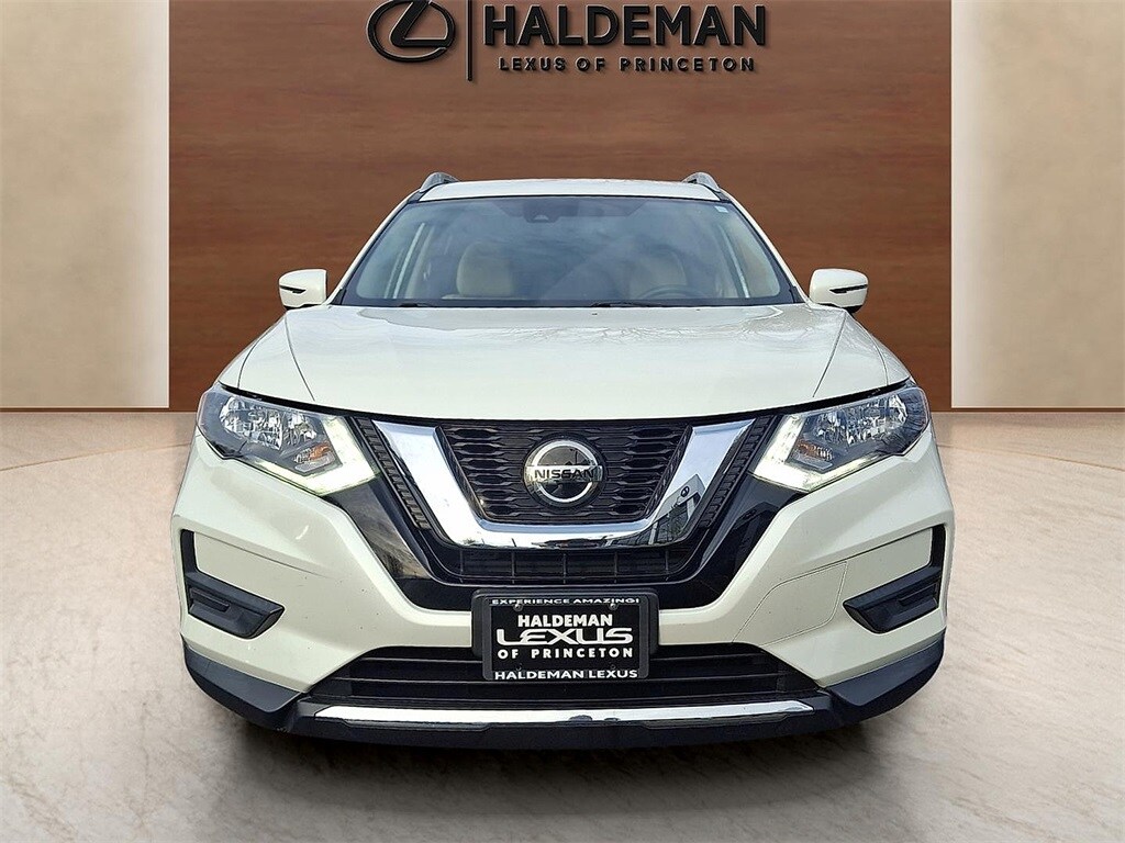 Used 2020 Nissan Rogue SV SUV