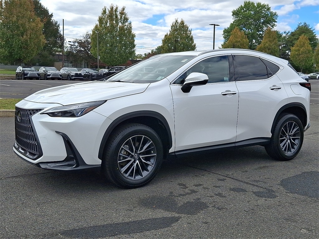 2022 Lexus NX 350 photo 3