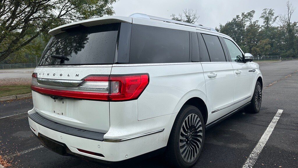 2021 Lincoln Navigator Black Label photo 4