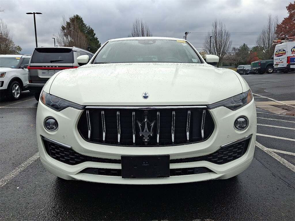 2022 Maserati Levante GT photo 2