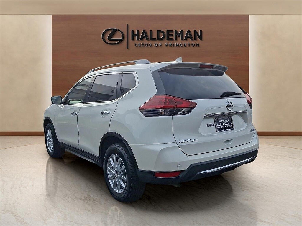Used 2020 Nissan Rogue SV SUV