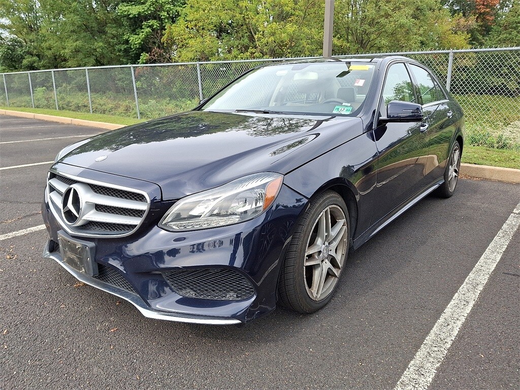 2014 Mercedes Benz E 350 Sedan photo 3