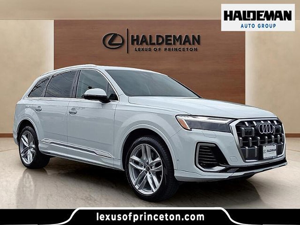 Used 2025 Audi Q7 Premium Plus 55 Tfsi Quattro Tiptronic SUV