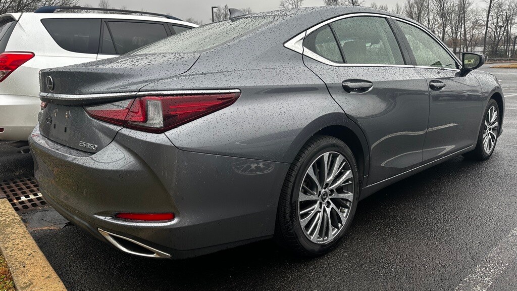 2019 Lexus ES 350 photo 4