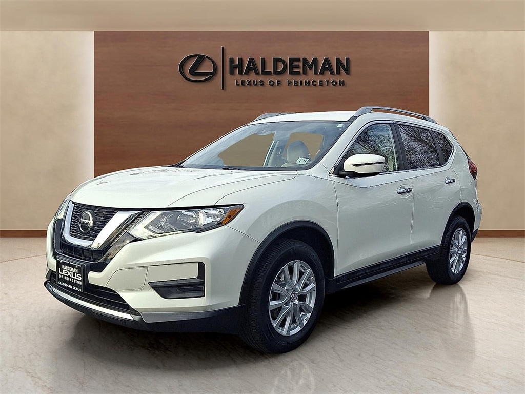 Used 2020 Nissan Rogue SV SUV
