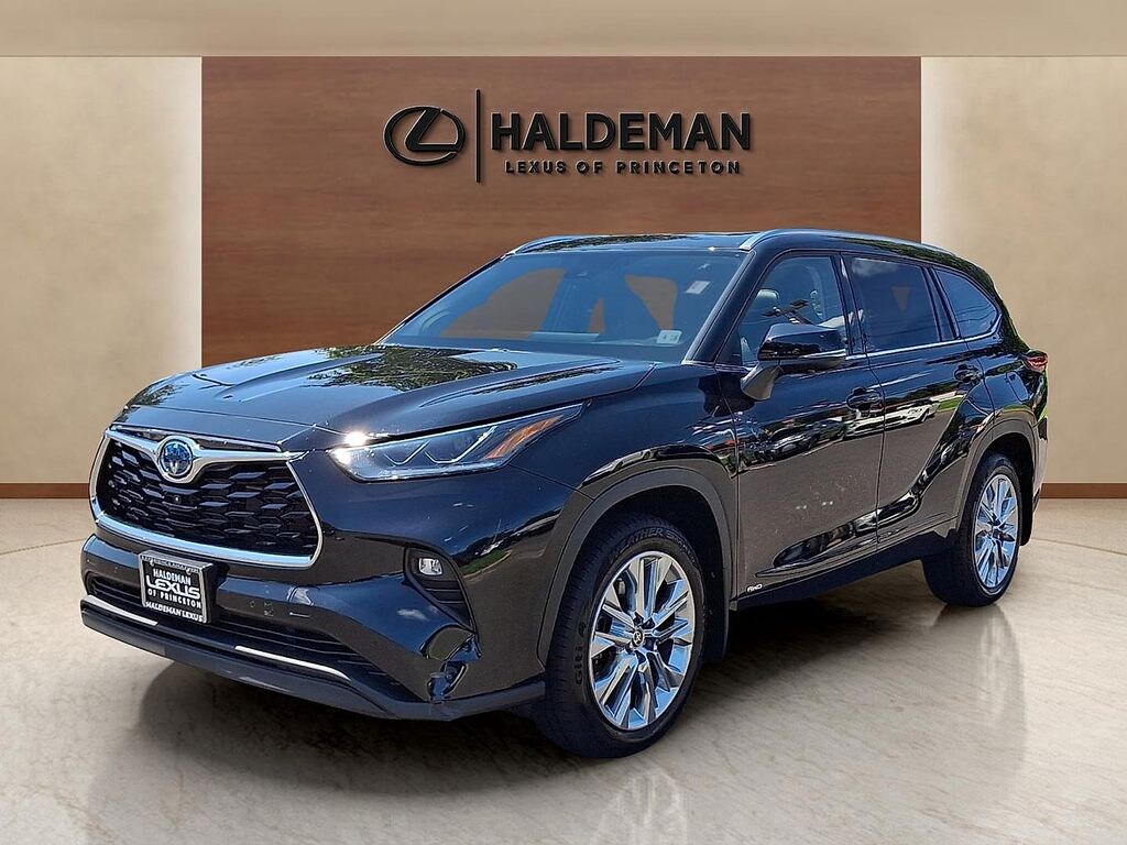 Used 2023 Toyota Highlander Hybrid Limited SUV