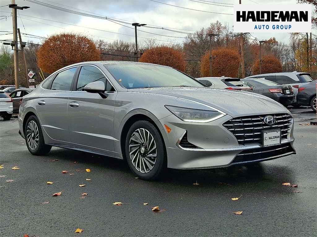 Used 2023 Hyundai Sonata Hybrid Limited Sedan