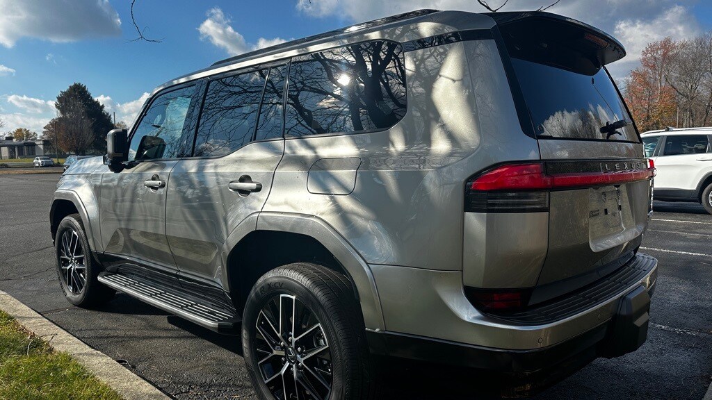 2025 Lexus GX 550 Premium photo 3