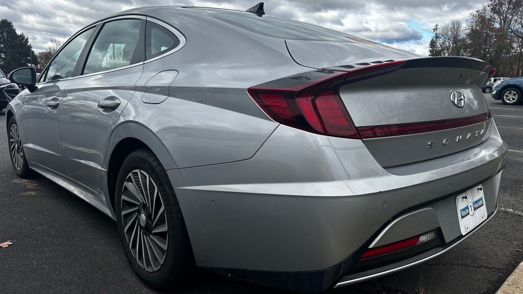 2023 Hyundai Sonata Hybrid Limited photo 3