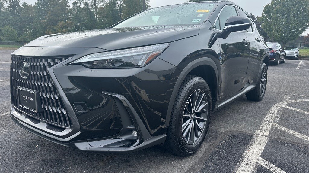2022 Lexus NX 350 photo 2
