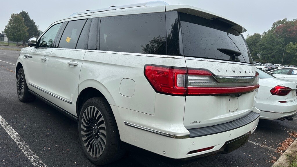 2021 Lincoln Navigator Black Label photo 3