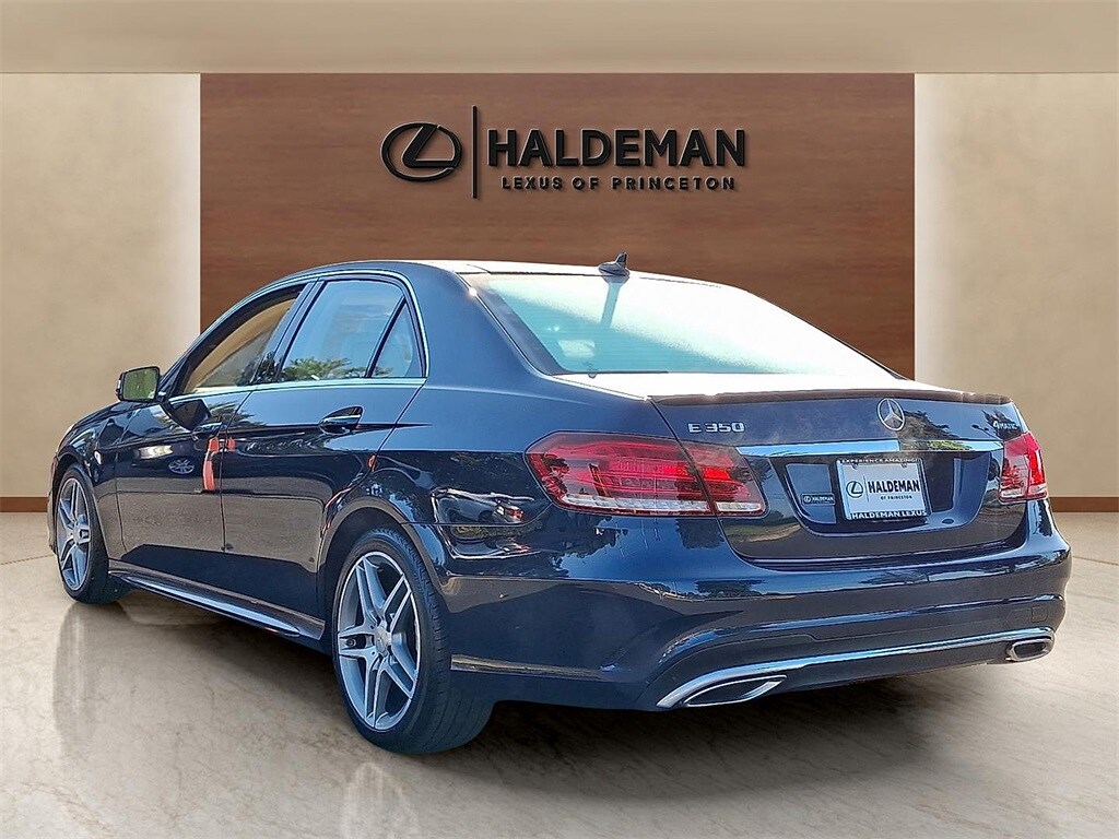 2014 Mercedes Benz E 350 Sedan photo 4