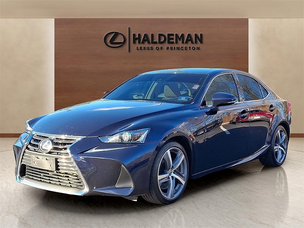 Used 2017 Lexus IS 300 Sedan