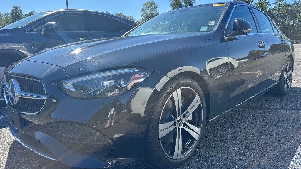 2022 Mercedes Benz C 300 Sedan photo 2