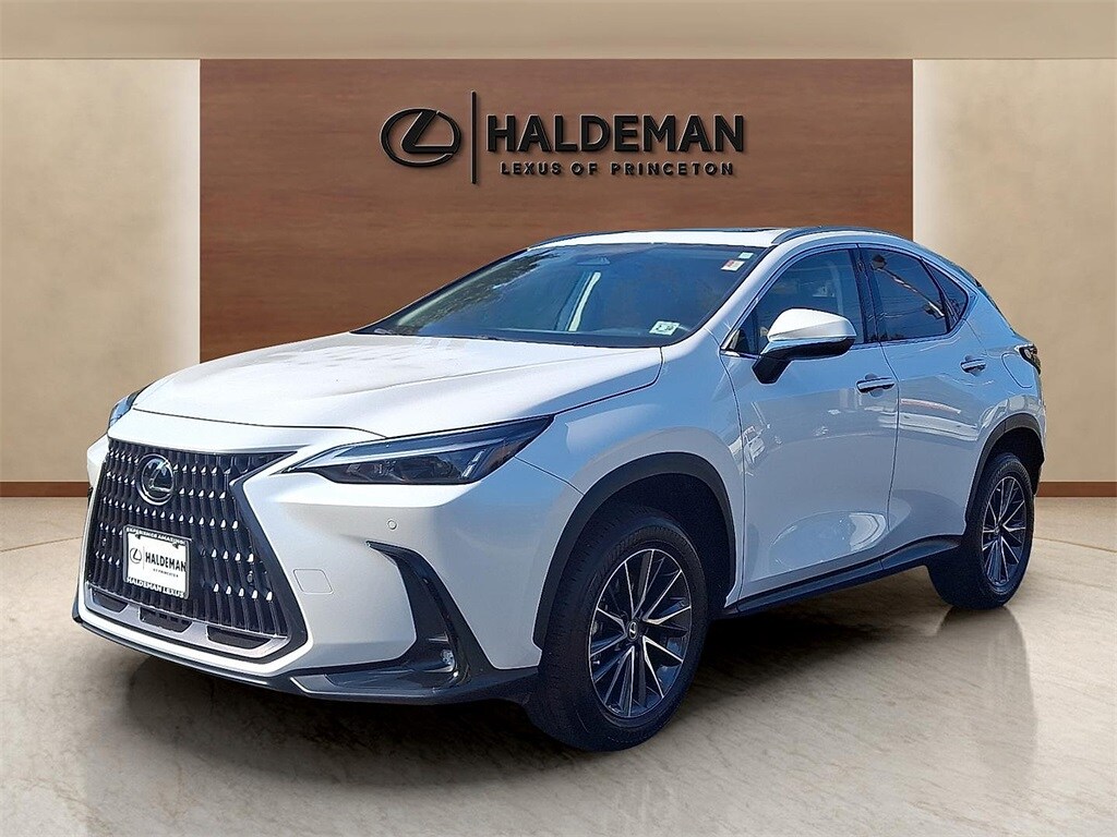 2025 Lexus NX 350 Premium photo 2