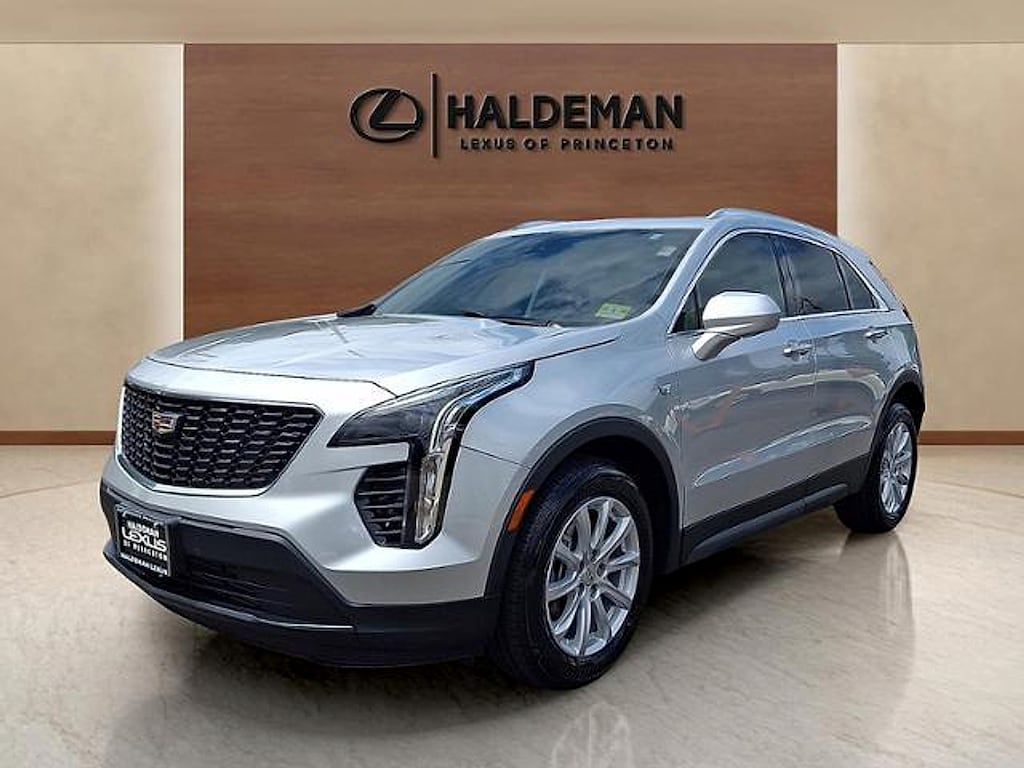 Used 2021 Cadillac XT4 AWD Luxury SUV