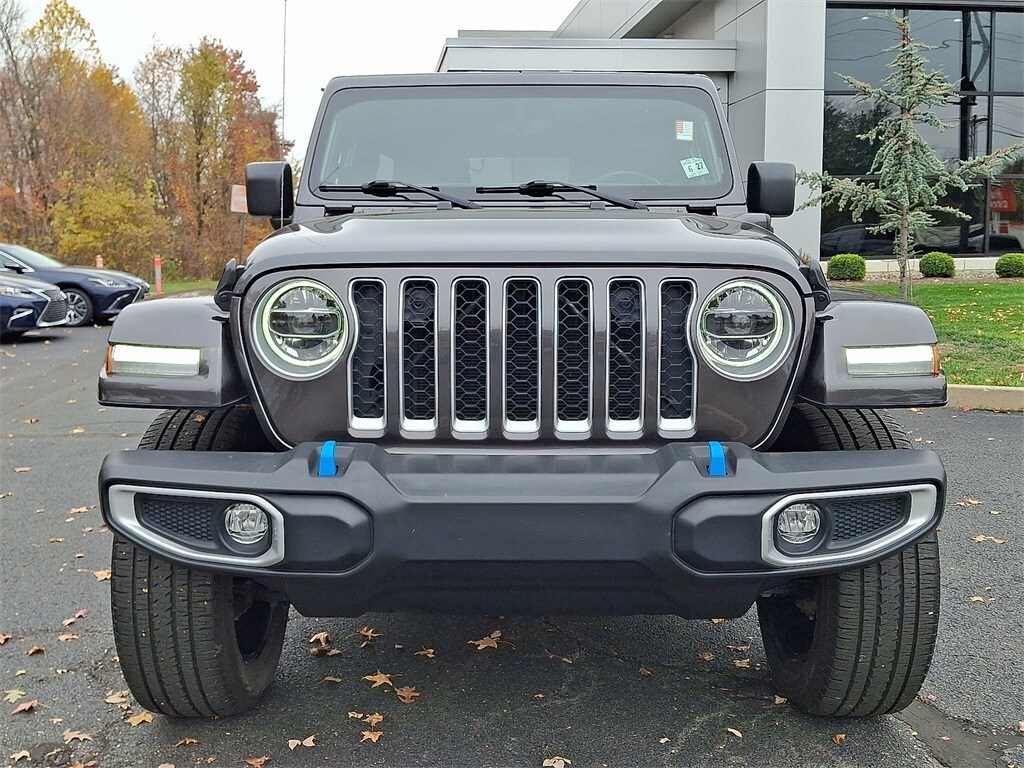 2022 Jeep Wrangler Unlimited Sahara 4xe photo 2
