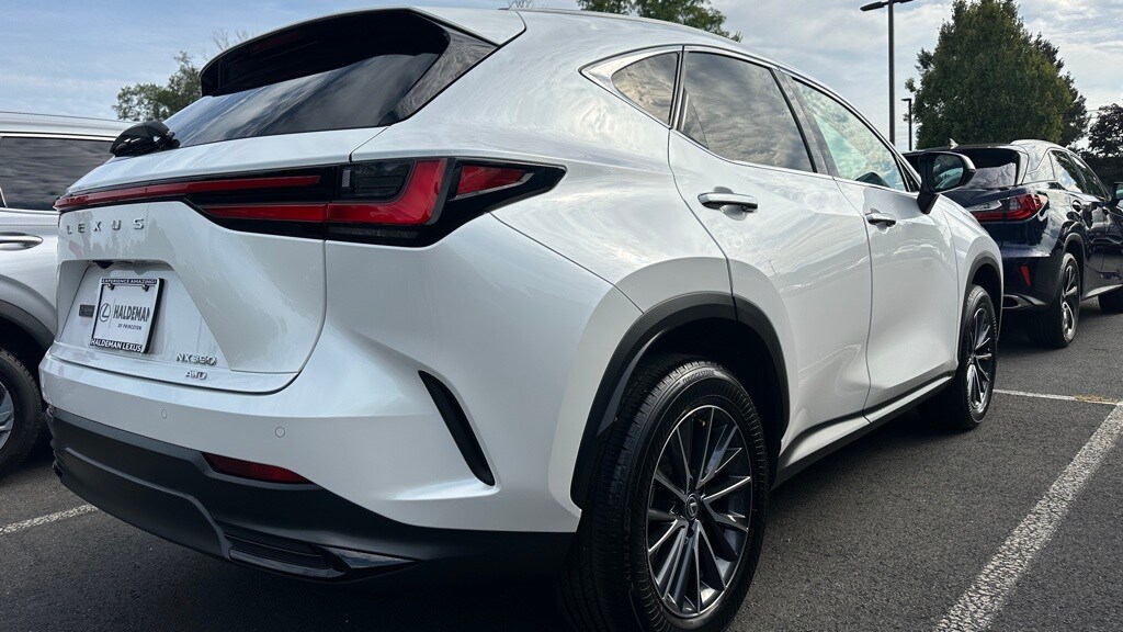 2025 Lexus NX 350 Premium photo 4