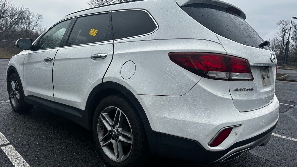 Used 2017 Hyundai Santa Fe SE Ultimate SUV