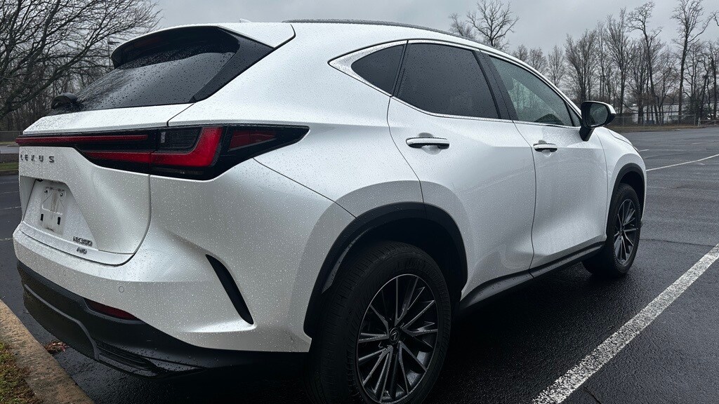 2023 Lexus NX 350 Premium photo 3