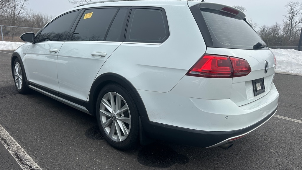 Used 2017 Volkswagen Golf Alltrack TSI SE Wagon