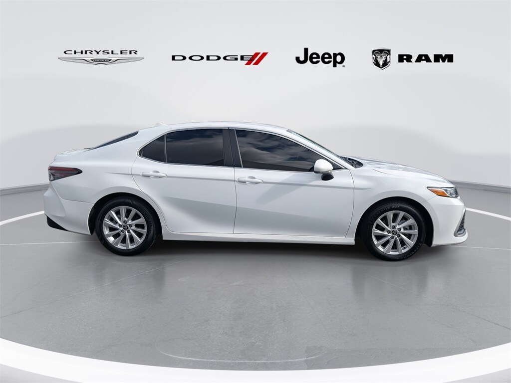 2024 Toyota Camry LE photo 2