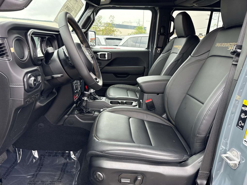 2025 Jeep Wrangler 4-Door Rubicon 392 Final Edition - Photo 25
