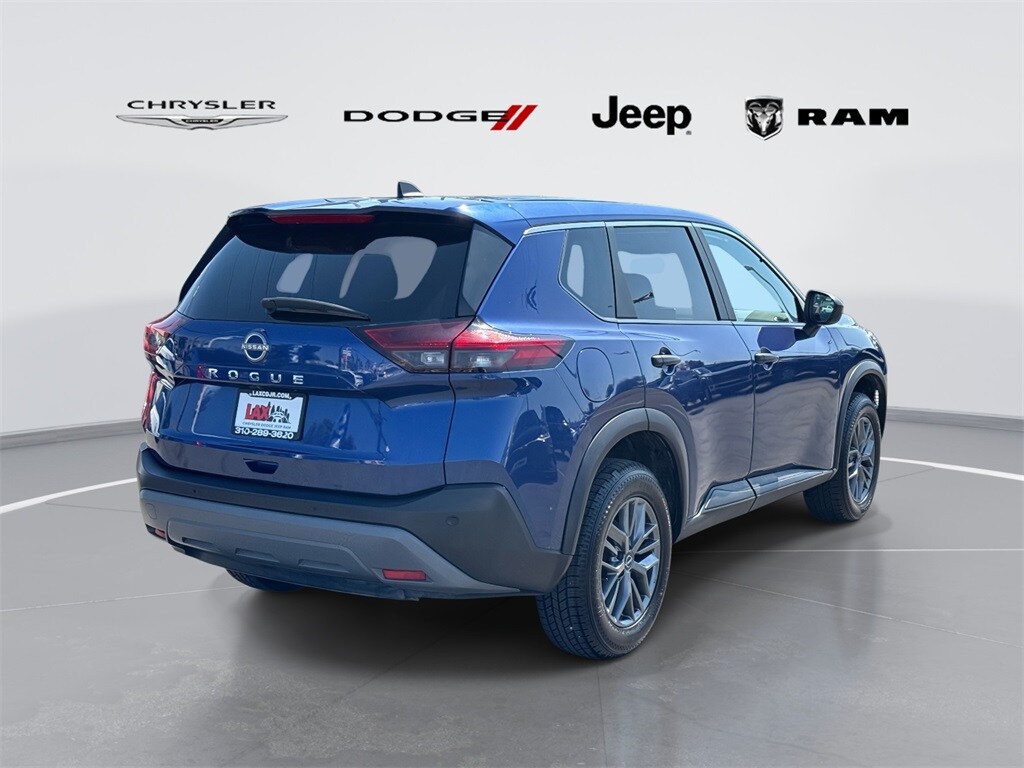 2023 Nissan Rogue S photo 3