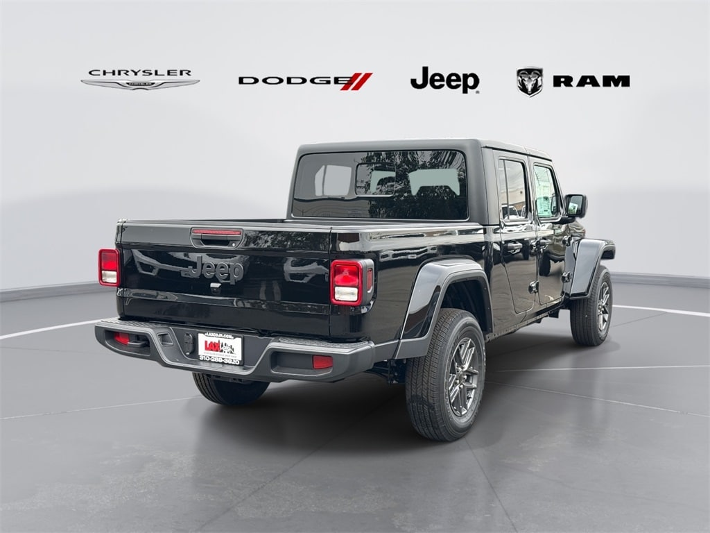 New 2026 Jeep Gladiator Sport S Pickup