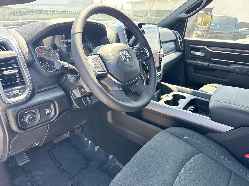 2025 RAM 2500 Big Horn - Photo 25
