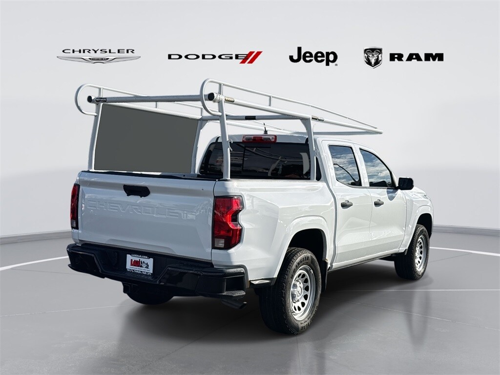 2023 Chevrolet Colorado Work Truck photo 3