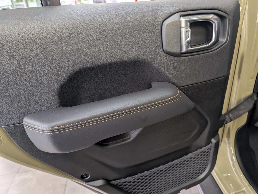 2025 Jeep Wrangler 4-Door Rubicon 392 Final Edition - Photo 15