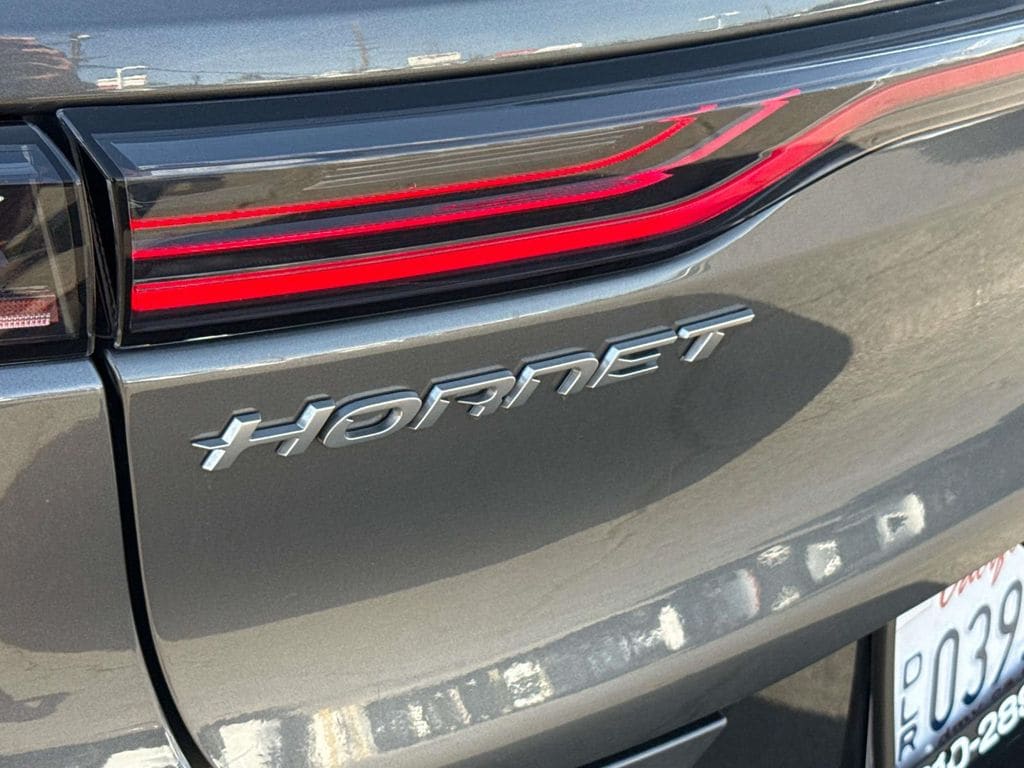 2024 Dodge Hornet R/T photo 5