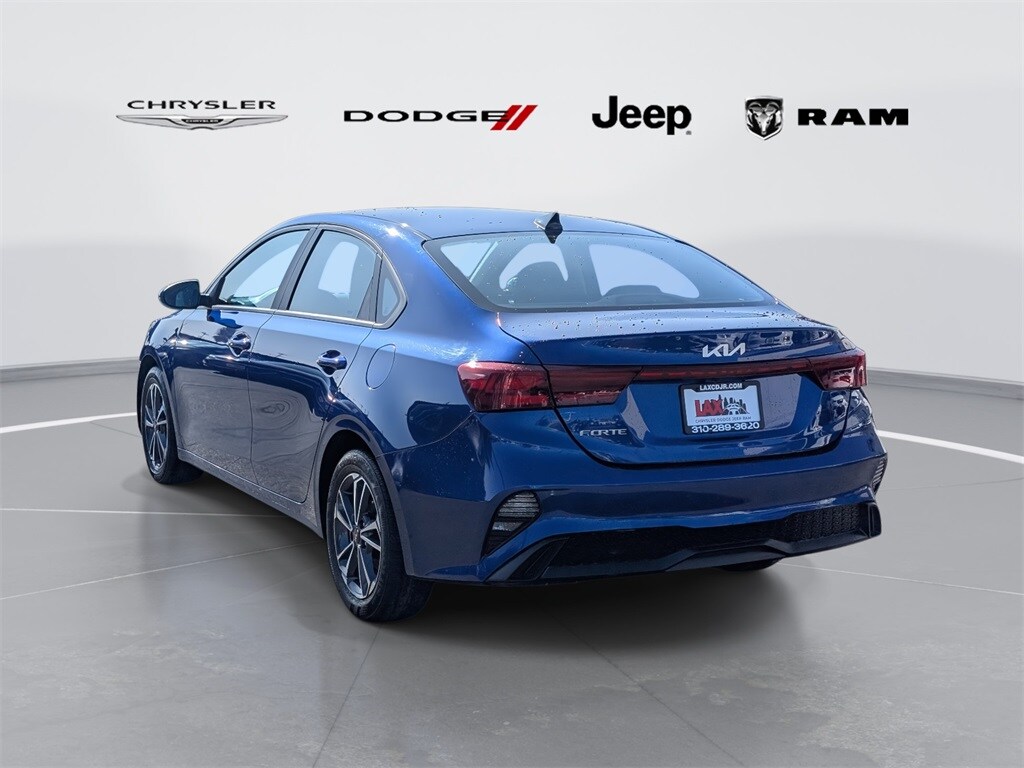 2024 Kia Forte LXS photo 4