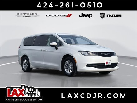 2023 Chrysler Voyager LX Van Passenger Van