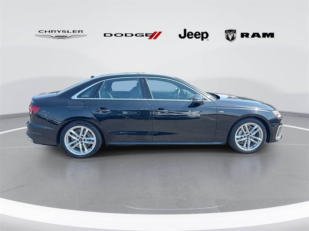 2024 Audi A4 45 S line Premium photo 2