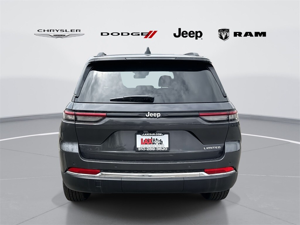 2025 Jeep Grand Cherokee Limited photo 3