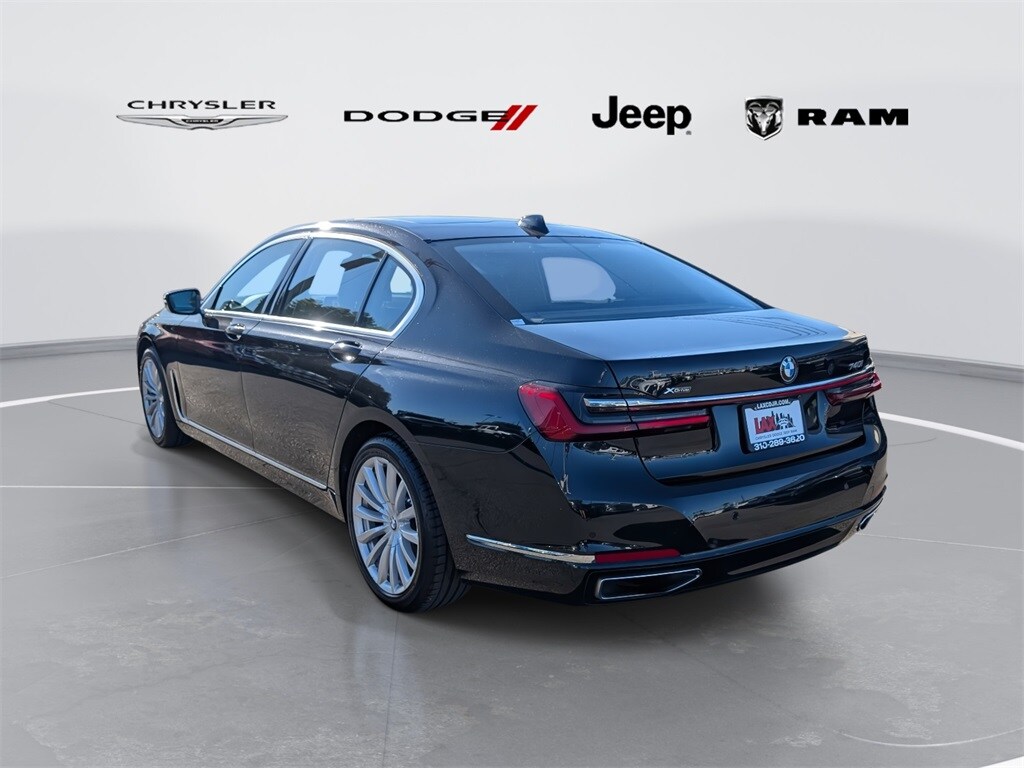 Used 2022 BMW 740i xDrive Sedan